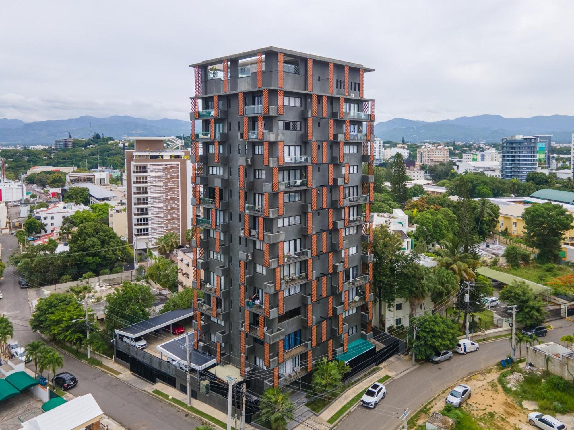 Modern Luxury Condo With Rooftop Pool & Gym Santiago De Los Caballeros Exterior photo